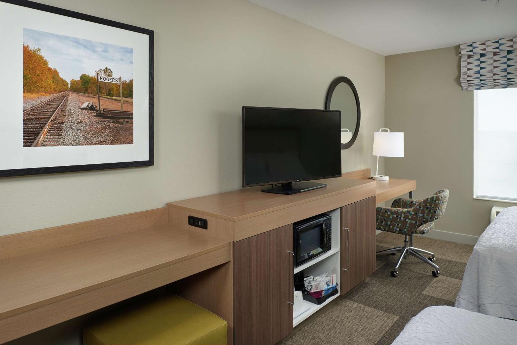 Hampton Inn & Suites Rogers Buitenkant foto