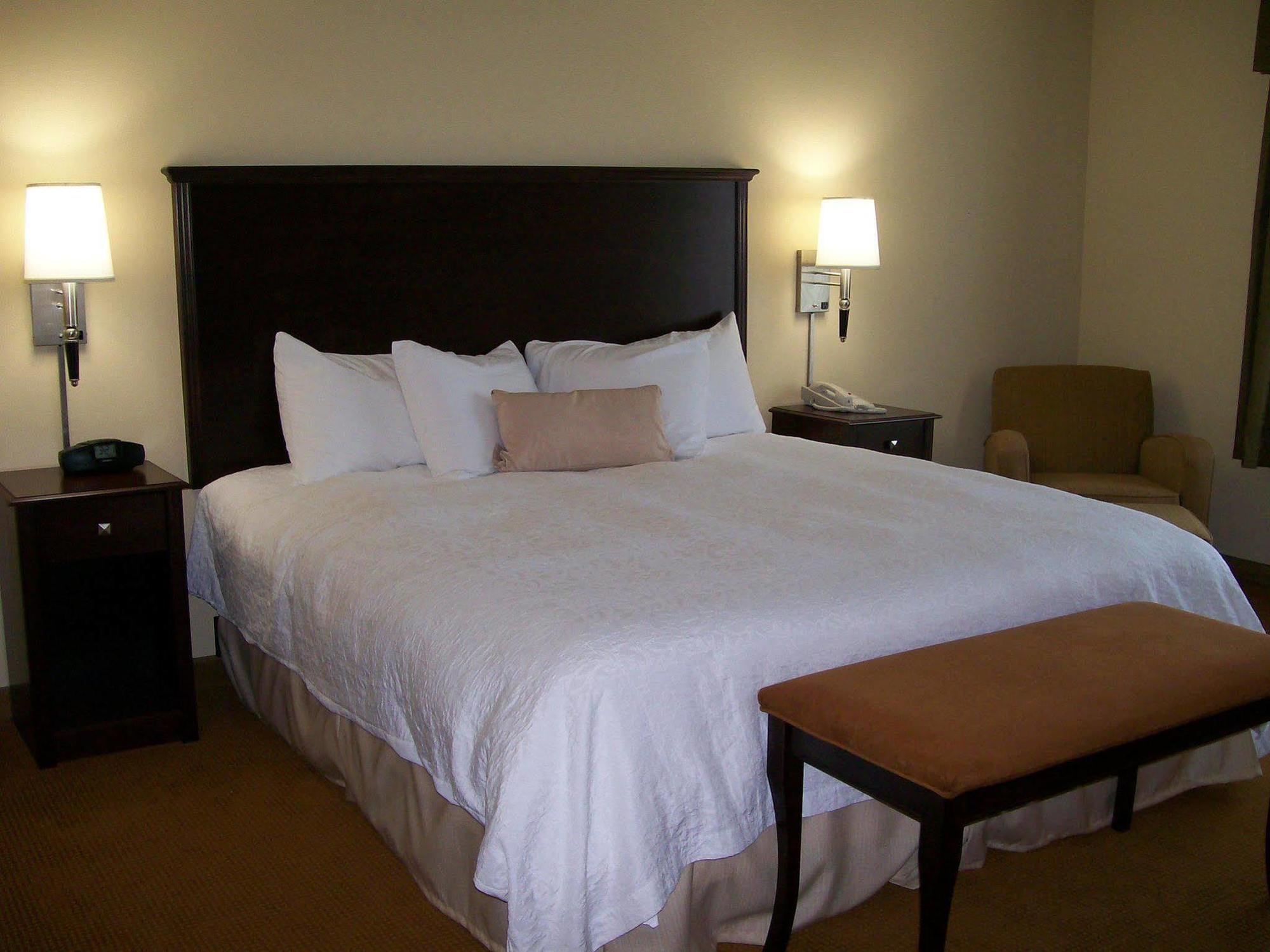 Hampton Inn & Suites Rogers Kamer foto